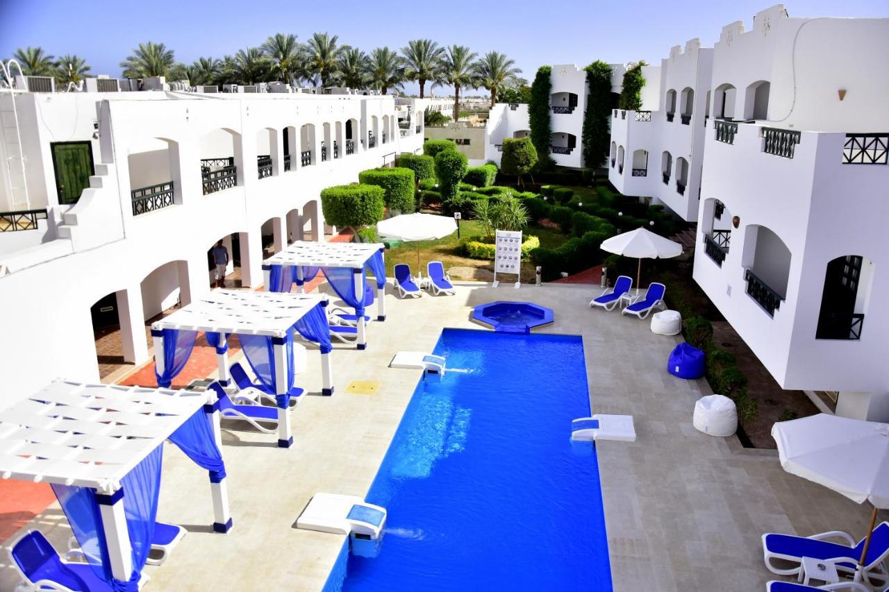 Verginia & Aqua Park منتجع 4*